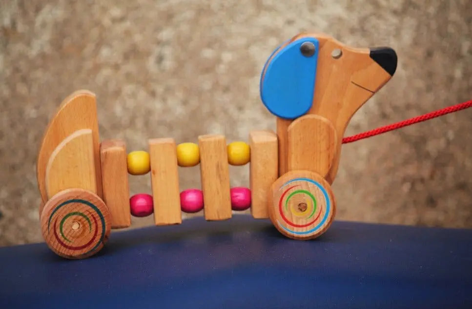 Wriggly pul along Dog toy (Age 1-4 years)| Wooden Push/PullToy | Natural Toy Organic Toys