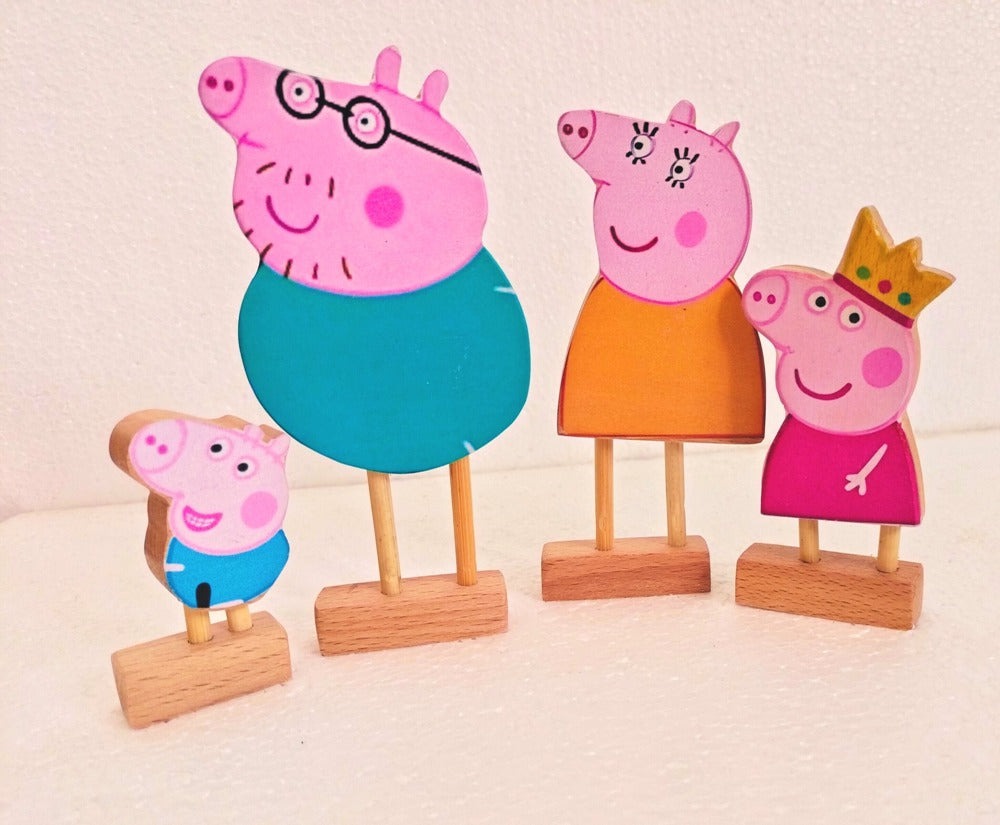 Peppas Family & friend's | Wooden Peppa's Friends | Daddy Pig, Mummy Pig, Peppa Pig, Jeorge, Suzi sheep, Danny Dog, Emily Elephant, Pedro Pony, Zoe zebra, Candy Cat) | Pretend Play | Story Telling